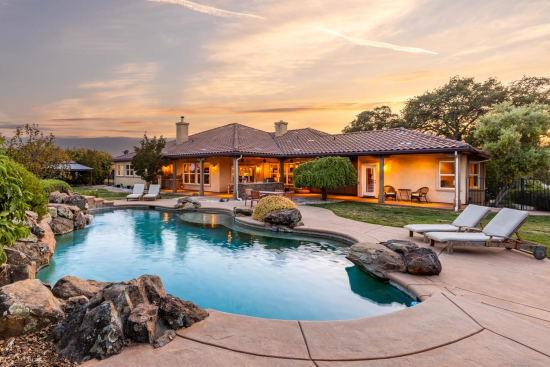 Elk Grove Homes between $500,000 and $1,000,000