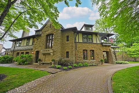 E. Walnut Hills
