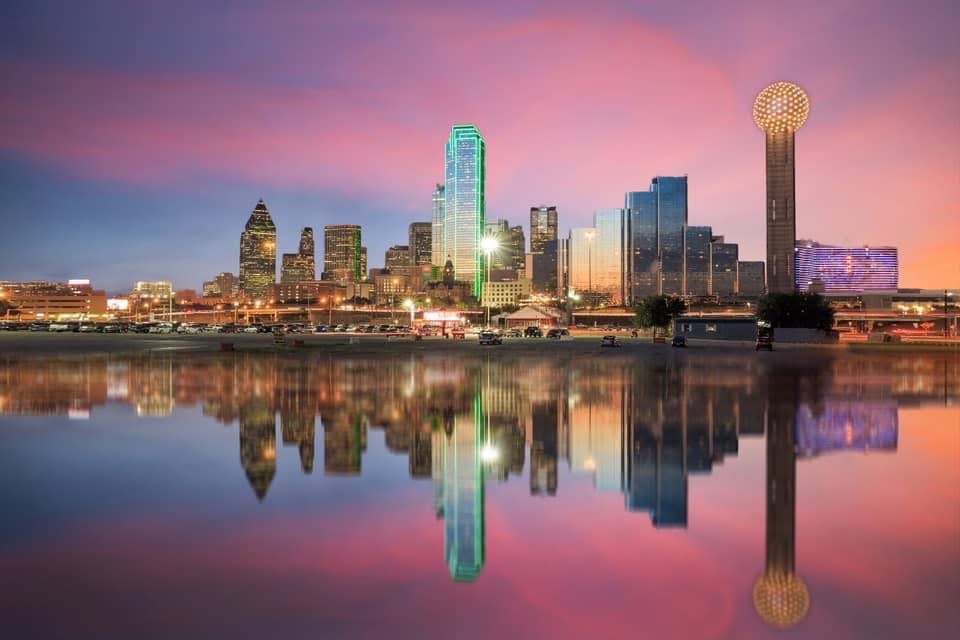 DowntownDallas_ligjtpink_background.JPG