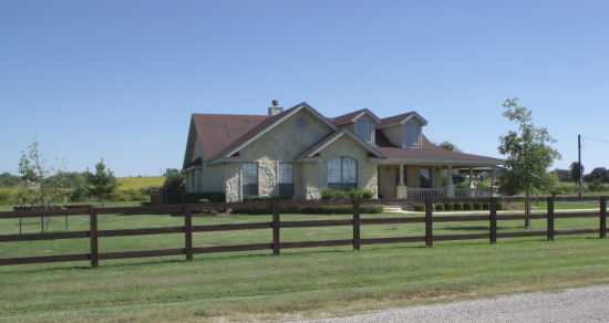 Small City Rural Living --La Vernia Tx 78121
