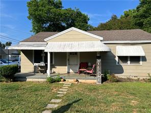 106 Dacus St