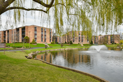 1103 S Hunt Club Dr Unit 127