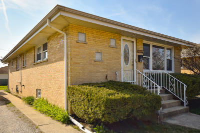 2726 Sarah St