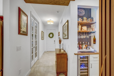 10233 LAKE WALES CIRCLE