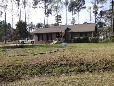 370Boundaryline Dr. NW