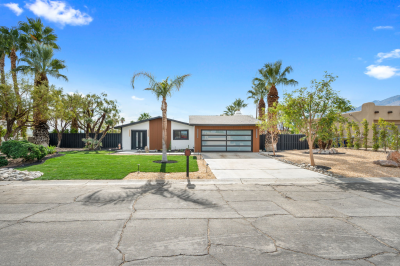 2435 E Wayne Rd CA