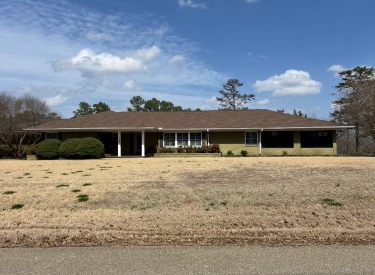 146 N. MOUNTAIN STREET