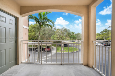 6370 Emerald Dunes Dr # 201