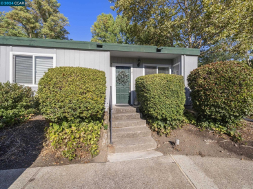 427 Old Orchard Ct, Unit 14